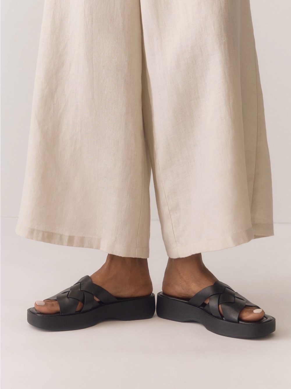 New Pilcro Black Leather women’s sandals from Anthropologie